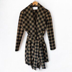 Harris Wharf London Houndstooth Plaid Blanket Coat with Belt